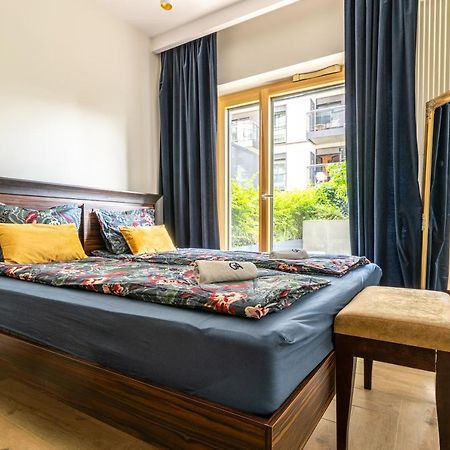 Luxury Apartments Mennica Residence - Golden Apartments - City Center 바르샤바 외부 사진