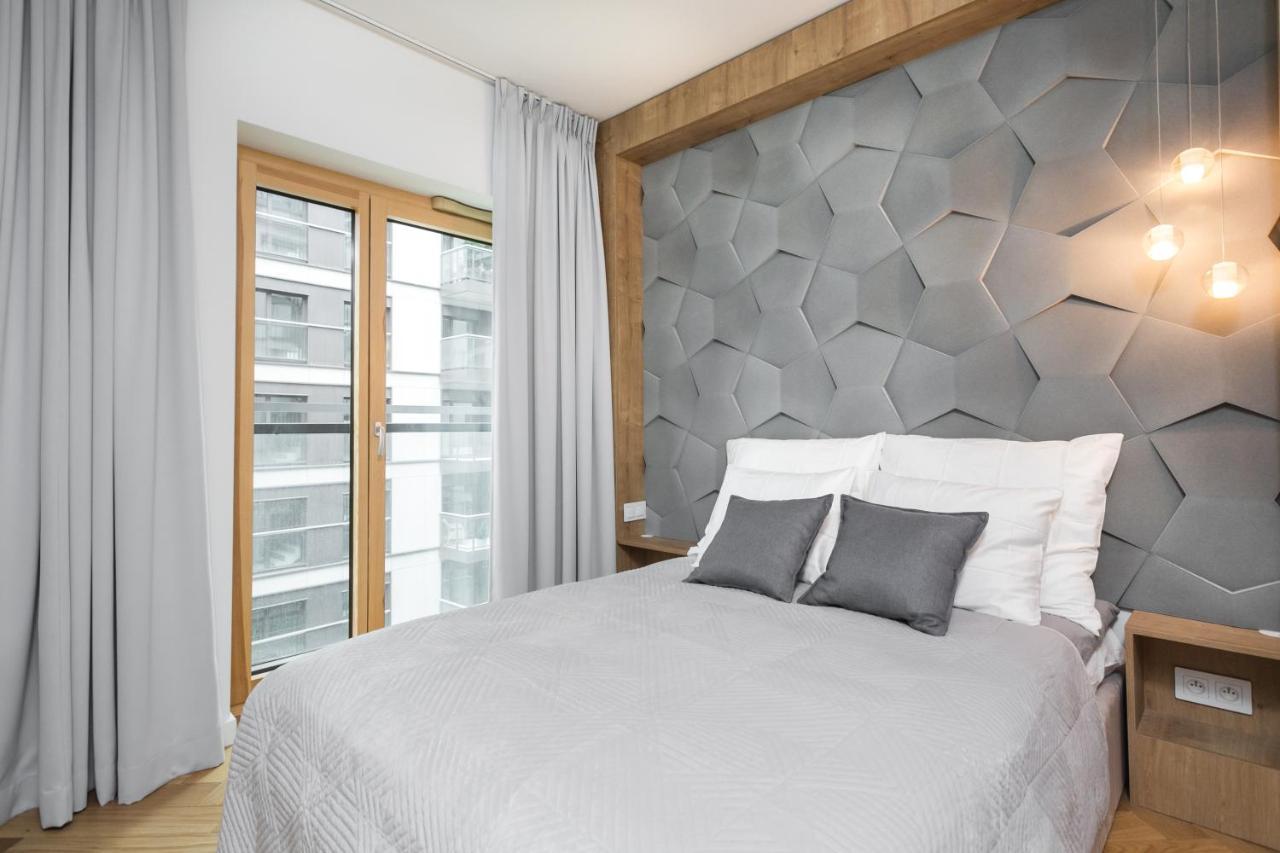 Luxury Apartments Mennica Residence - Golden Apartments - City Center 바르샤바 외부 사진