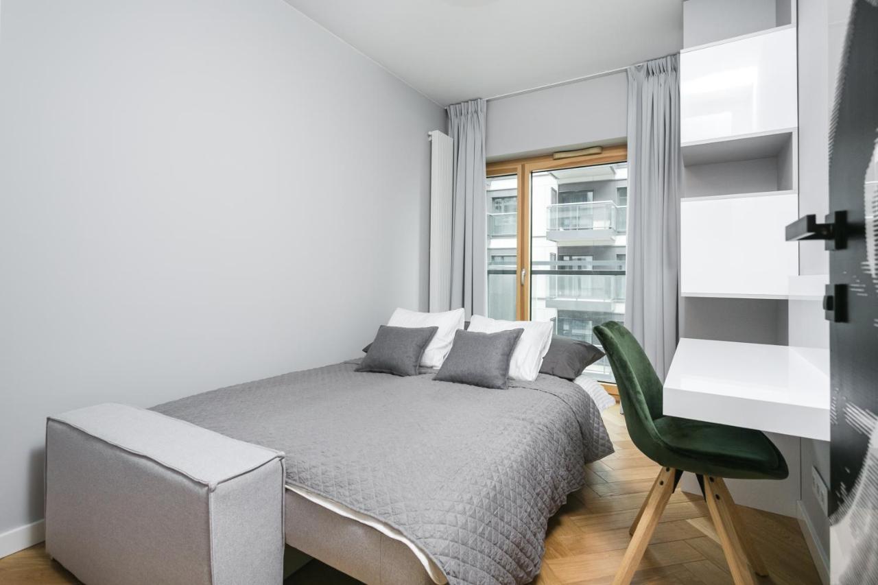 Luxury Apartments Mennica Residence - Golden Apartments - City Center 바르샤바 외부 사진