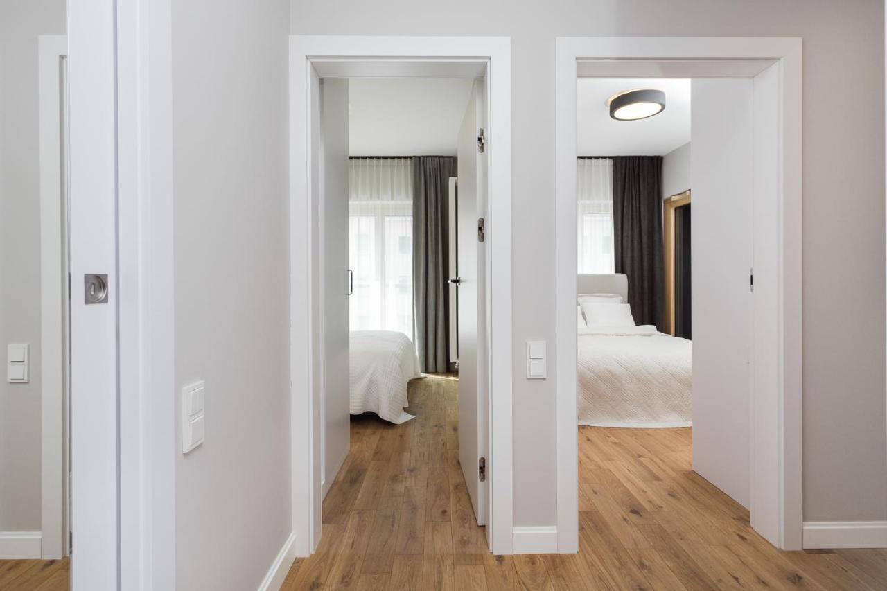 Luxury Apartments Mennica Residence - Golden Apartments - City Center 바르샤바 외부 사진