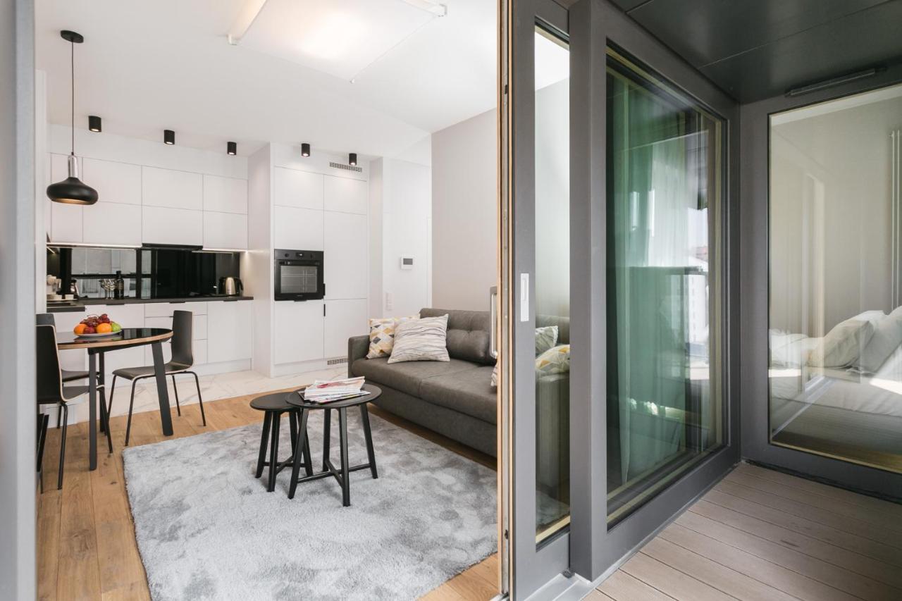Luxury Apartments Mennica Residence - Golden Apartments - City Center 바르샤바 외부 사진